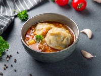 Манты с бульоном 350гр